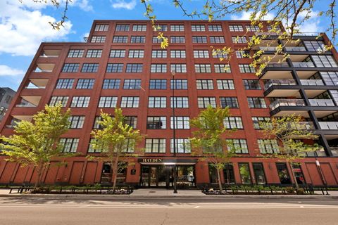 Tiny photo for 1109 W WASHINGTON Boulevard #5C, Chicago, IL 60607 (MLS # 12579521)