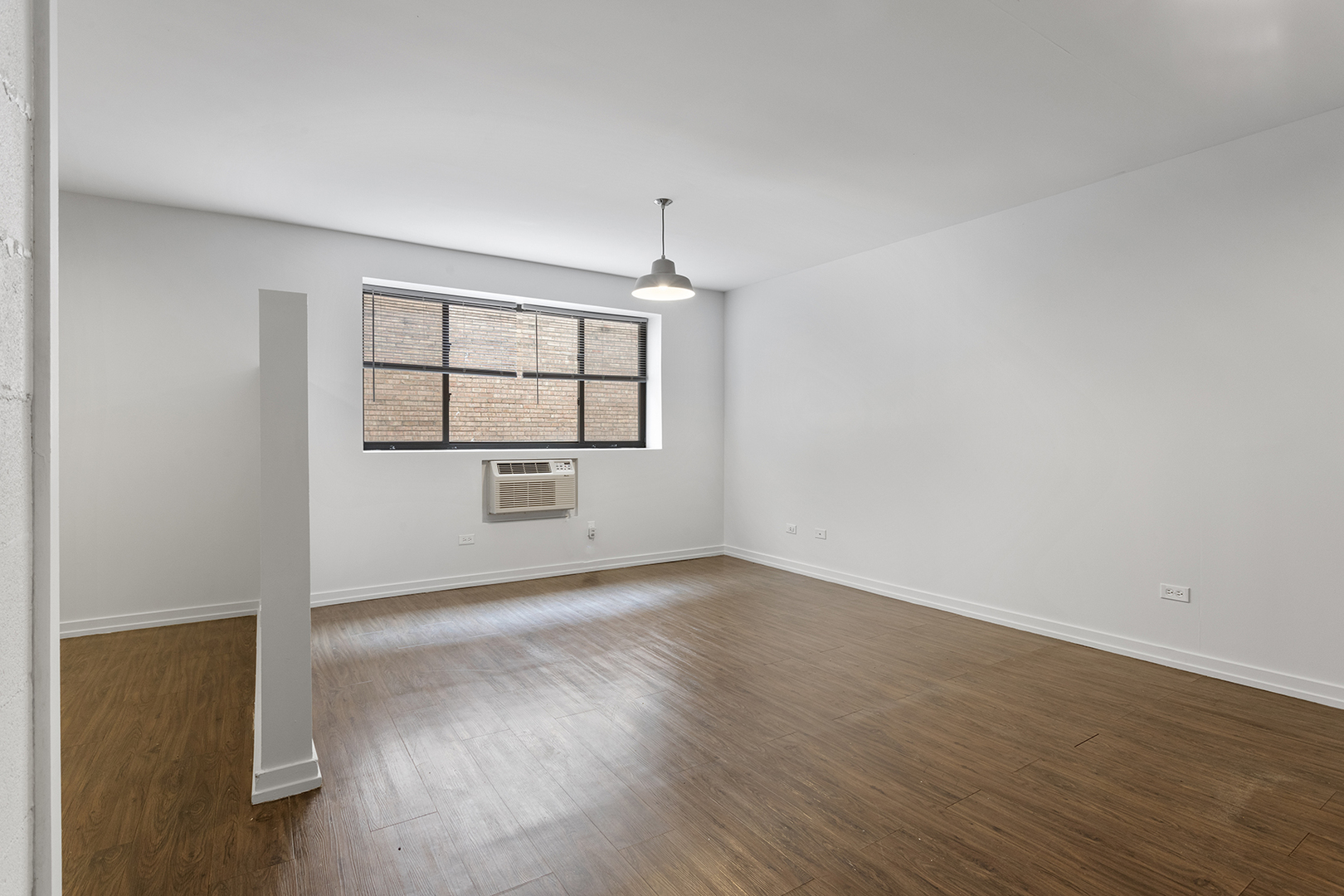 6134 N Kenmore Avenue 405