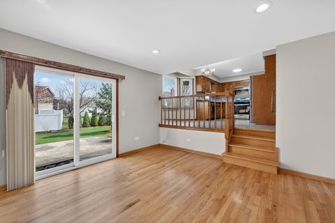 Tiny photo for 1281 Scarlet Drive, Addison, IL 60101 (MLS # 12611625)