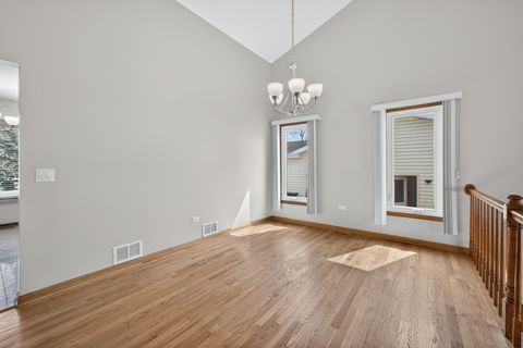 Tiny photo for 1281 Scarlet Drive, Addison, IL 60101 (MLS # 12611625)