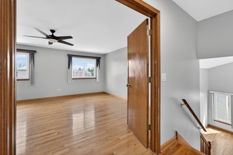 Tiny photo for 1281 Scarlet Drive, Addison, IL 60101 (MLS # 12611625)