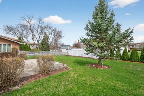Tiny photo for 1281 Scarlet Drive, Addison, IL 60101 (MLS # 12611625)