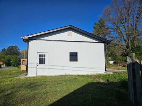 Tiny photo for 203 Dorris Drive, Metropolis, IL 62960 (MLS # 12610992)