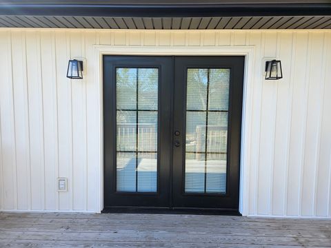 Tiny photo for 203 Dorris Drive, Metropolis, IL 62960 (MLS # 12610992)