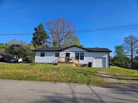 Photo of 203 Dorris Drive, Metropolis, IL 62960 (MLS # 12610992)