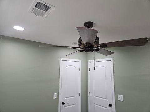 Tiny photo for 203 Dorris Drive, Metropolis, IL 62960 (MLS # 12610992)