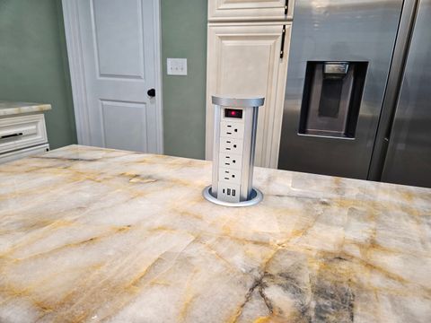 Tiny photo for 203 Dorris Drive, Metropolis, IL 62960 (MLS # 12610992)