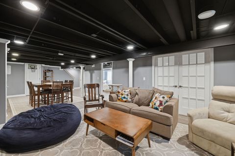 Tiny photo for 1503 Haise Lane, Elk Grove Village, IL 60007 (MLS # 12671068)