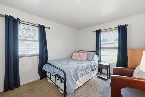 Tiny photo for 1503 Haise Lane, Elk Grove Village, IL 60007 (MLS # 12671068)