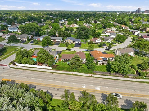 Tiny photo for 1503 Haise Lane, Elk Grove Village, IL 60007 (MLS # 12671068)