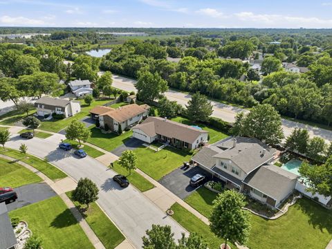 Tiny photo for 1503 Haise Lane, Elk Grove Village, IL 60007 (MLS # 12671068)
