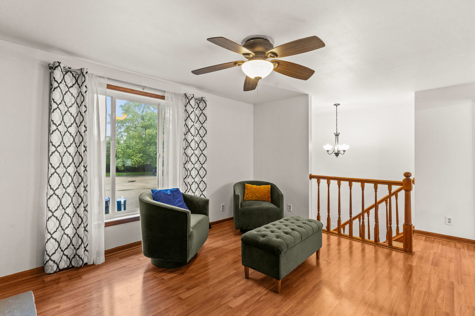6 Lee Court