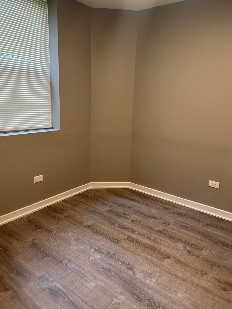 4400 S Drexel Boulevard 307