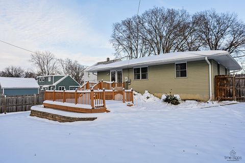 Tiny photo for 767 Adams Street, Ottawa, IL 61350 (MLS # 12528735)