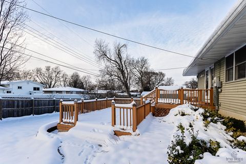 Tiny photo for 767 Adams Street, Ottawa, IL 61350 (MLS # 12528735)