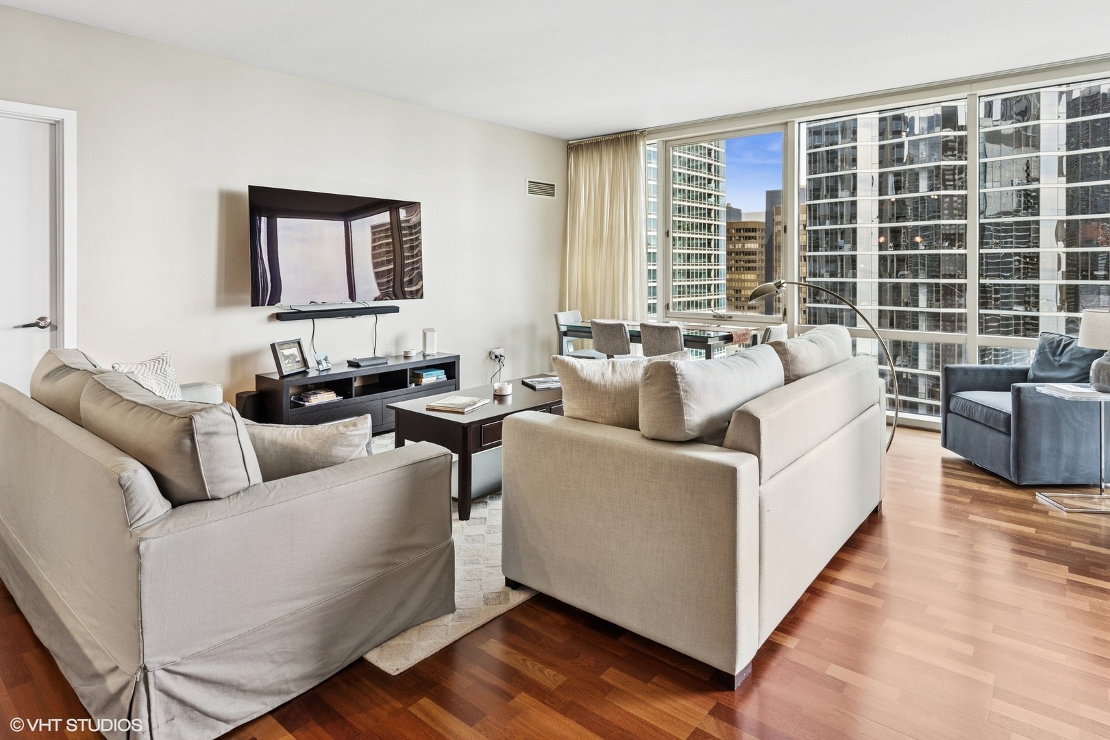 505 N McClurg Court 3601