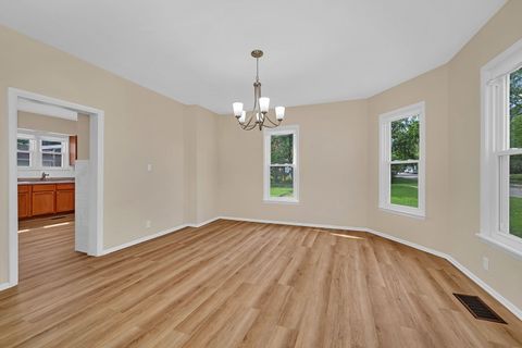 Tiny photo for 1100 E Washington Street, Joliet, IL 60433 (MLS # 12432614)
