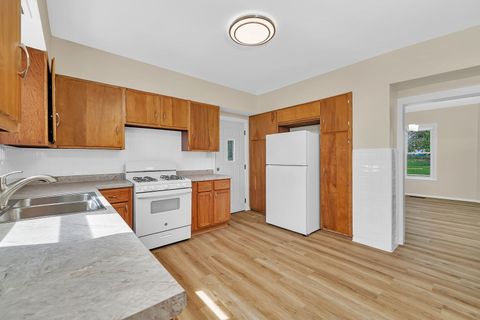 Tiny photo for 1100 E Washington Street, Joliet, IL 60433 (MLS # 12432614)