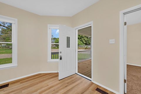 Tiny photo for 1100 E Washington Street, Joliet, IL 60433 (MLS # 12432614)