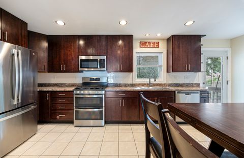 Tiny photo for 532 Landmeier Road, Elk Grove Village, IL 60007 (MLS # 12610055)