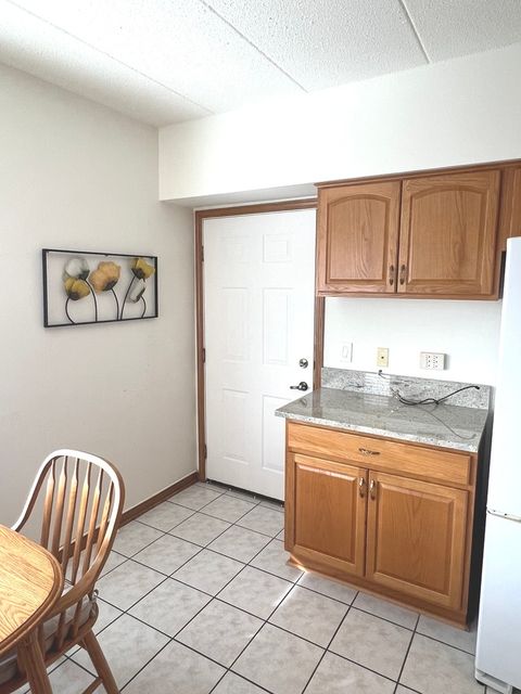 Tiny photo for 9420 S 77th Court #2E, Hickory Hills, IL 60457 (MLS # 12546230)