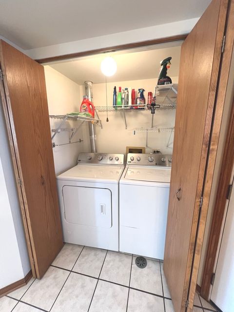 Tiny photo for 9420 S 77th Court #2E, Hickory Hills, IL 60457 (MLS # 12546230)