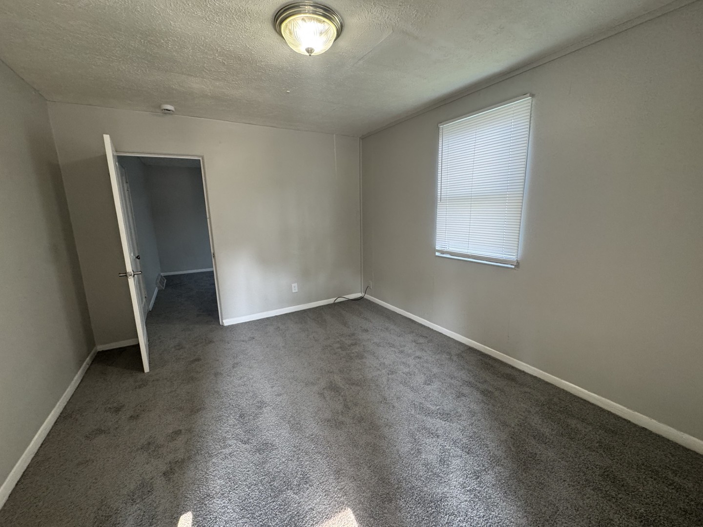 500 N Lee Street