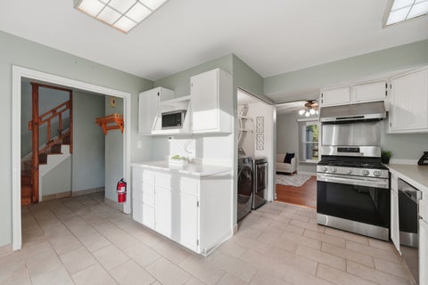 Tiny photo for 29W434 Hawthorne Lane, Warrenville, IL 60555 (MLS # 12740685)