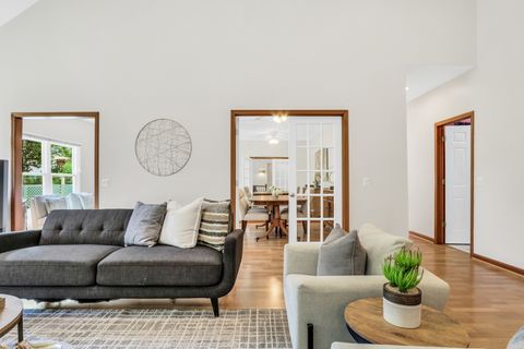 Tiny photo for 1075 Suffolk Court, Gurnee, IL 60031 (MLS # 12438325)