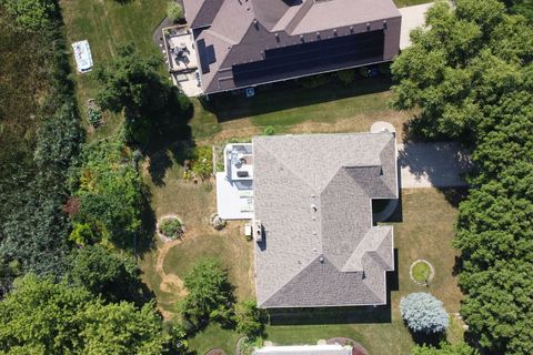 Tiny photo for 1075 Suffolk Court, Gurnee, IL 60031 (MLS # 12438325)