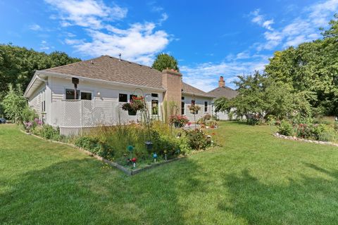 Tiny photo for 1075 Suffolk Court, Gurnee, IL 60031 (MLS # 12438325)