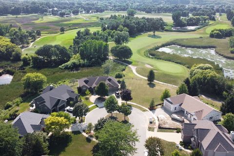 Tiny photo for 1075 Suffolk Court, Gurnee, IL 60031 (MLS # 12438325)