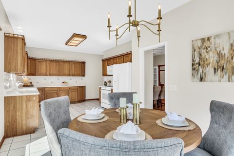 Tiny photo for 1075 Suffolk Court, Gurnee, IL 60031 (MLS # 12438325)