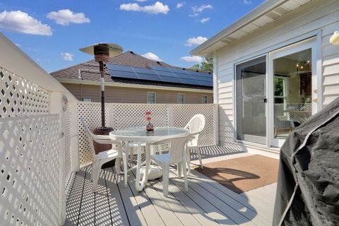 Tiny photo for 1075 Suffolk Court, Gurnee, IL 60031 (MLS # 12438325)