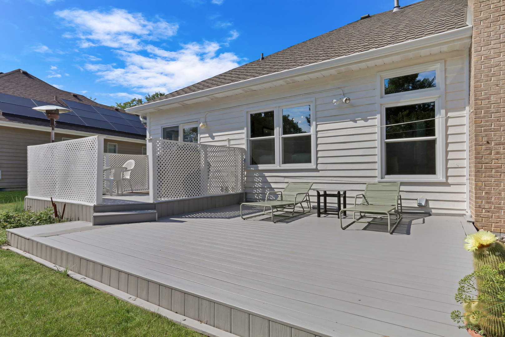 1075 Suffolk Court