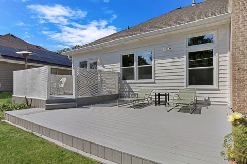 Tiny photo for 1075 Suffolk Court, Gurnee, IL 60031 (MLS # 12438325)