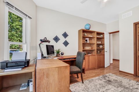 Tiny photo for 1075 Suffolk Court, Gurnee, IL 60031 (MLS # 12438325)