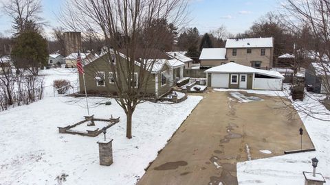 A home in St. Charles