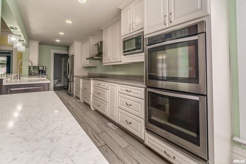 Tiny photo for 535 E MAIN Street, Duquoin, IL 62832 (MLS # EB459357)