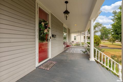 Tiny photo for 535 E MAIN Street, Duquoin, IL 62832 (MLS # EB459357)