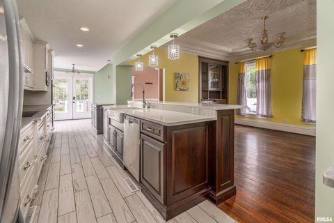 Tiny photo for 535 E MAIN Street, Duquoin, IL 62832 (MLS # EB459357)