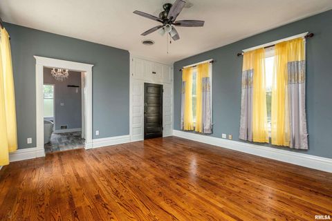 Tiny photo for 535 E MAIN Street, Duquoin, IL 62832 (MLS # EB459357)