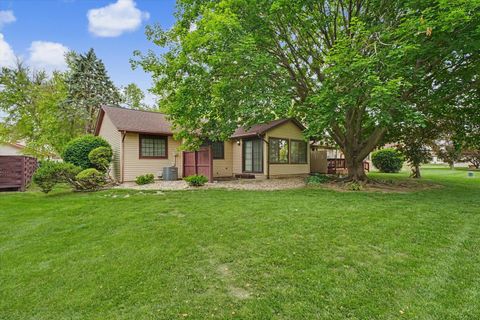 Tiny photo for 302 Spring Circle #0, Urbana, IL 61802 (MLS # 12652334)