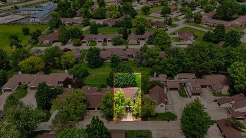 Tiny photo for 302 Spring Circle #0, Urbana, IL 61802 (MLS # 12652334)