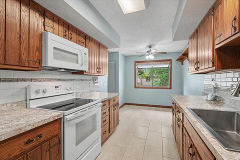 Tiny photo for 302 Spring Circle #0, Urbana, IL 61802 (MLS # 12652334)