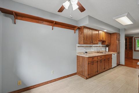 Tiny photo for 302 Spring Circle #0, Urbana, IL 61802 (MLS # 12652334)