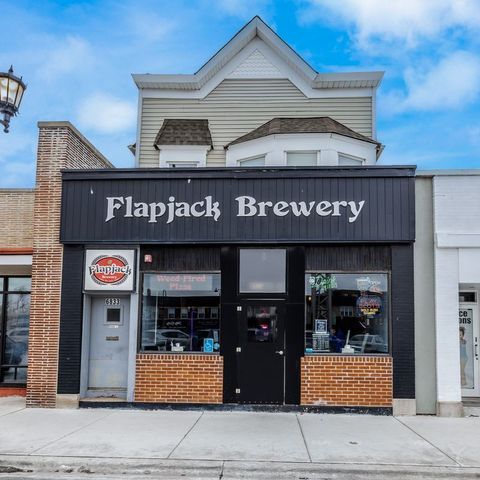 6833 Stanley Avenue Berwyn IL 60402