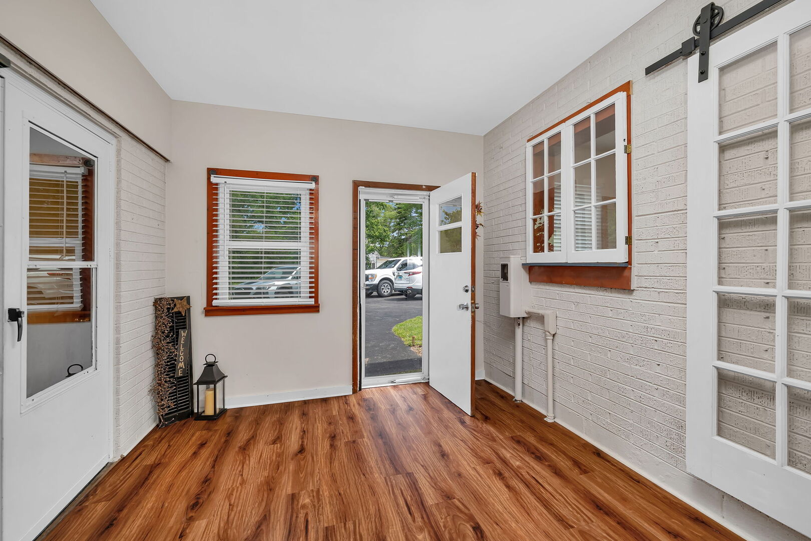 15018 ARCHER Avenue