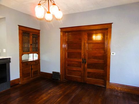 Tiny photo for 1403 17th Street, Rock Island, IL 61201 (MLS # 100000218)