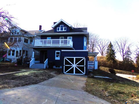 Tiny photo for 1403 17th Street, Rock Island, IL 61201 (MLS # 100000218)